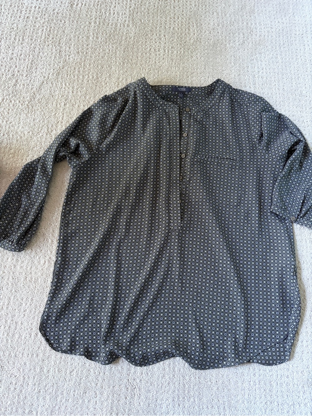 NYDJ Green/Olive 3/4 Sleeved Patterned Blouse Size L